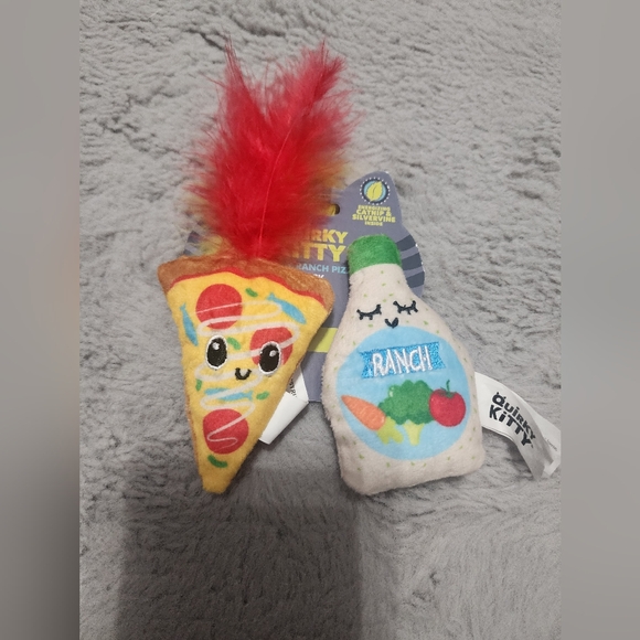 Quirky Kitty Rowdy Ranch Pizza Cat Toy - 2pk - Picture 3 of 6